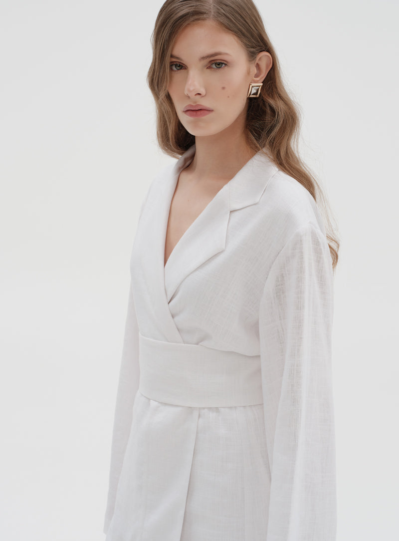 Linen Blazer with belt