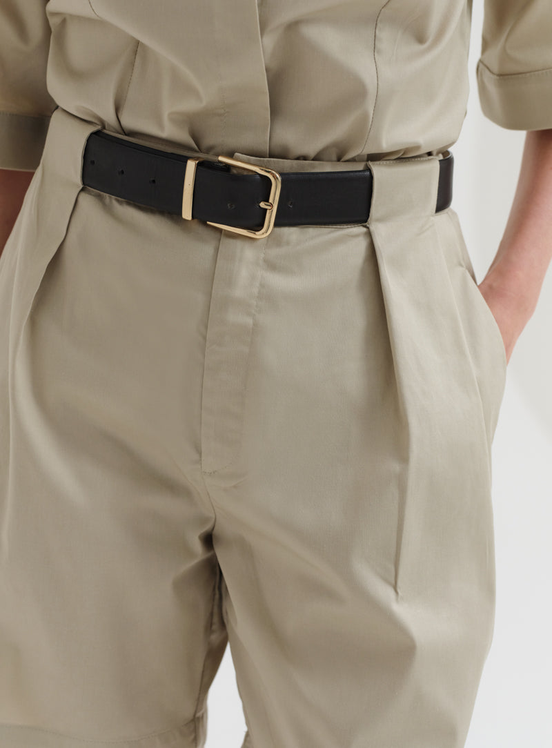 Tailored Overlap Shorts