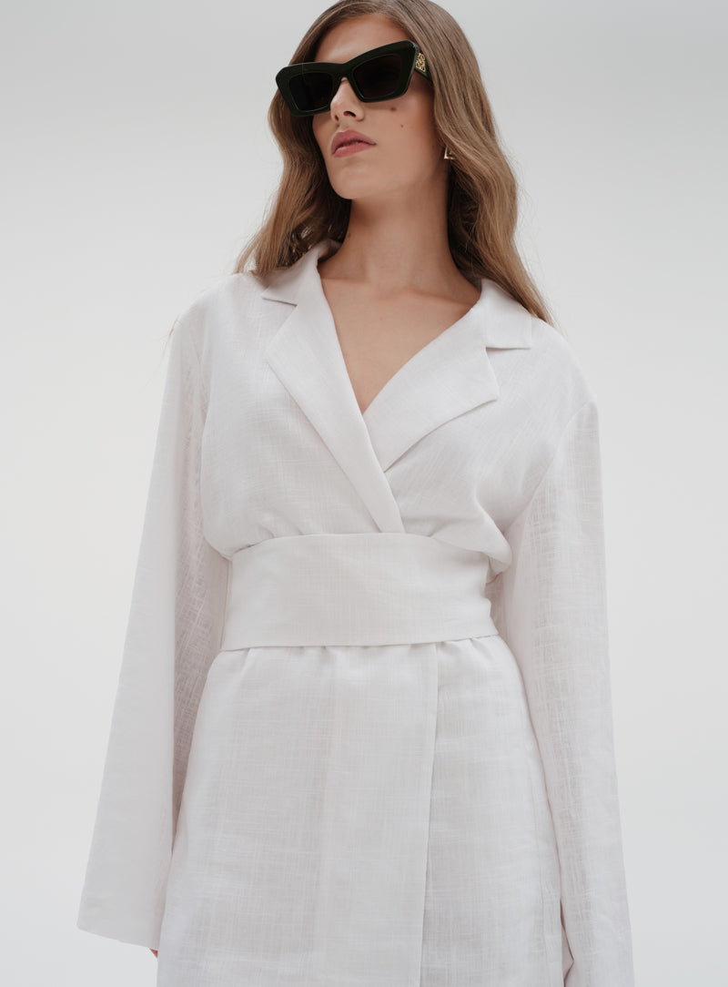 Linen Blazer with belt