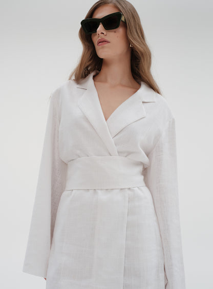 Linen Blazer with belt